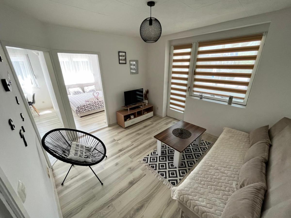 Starlux Apartment Mostar Buitenkant foto